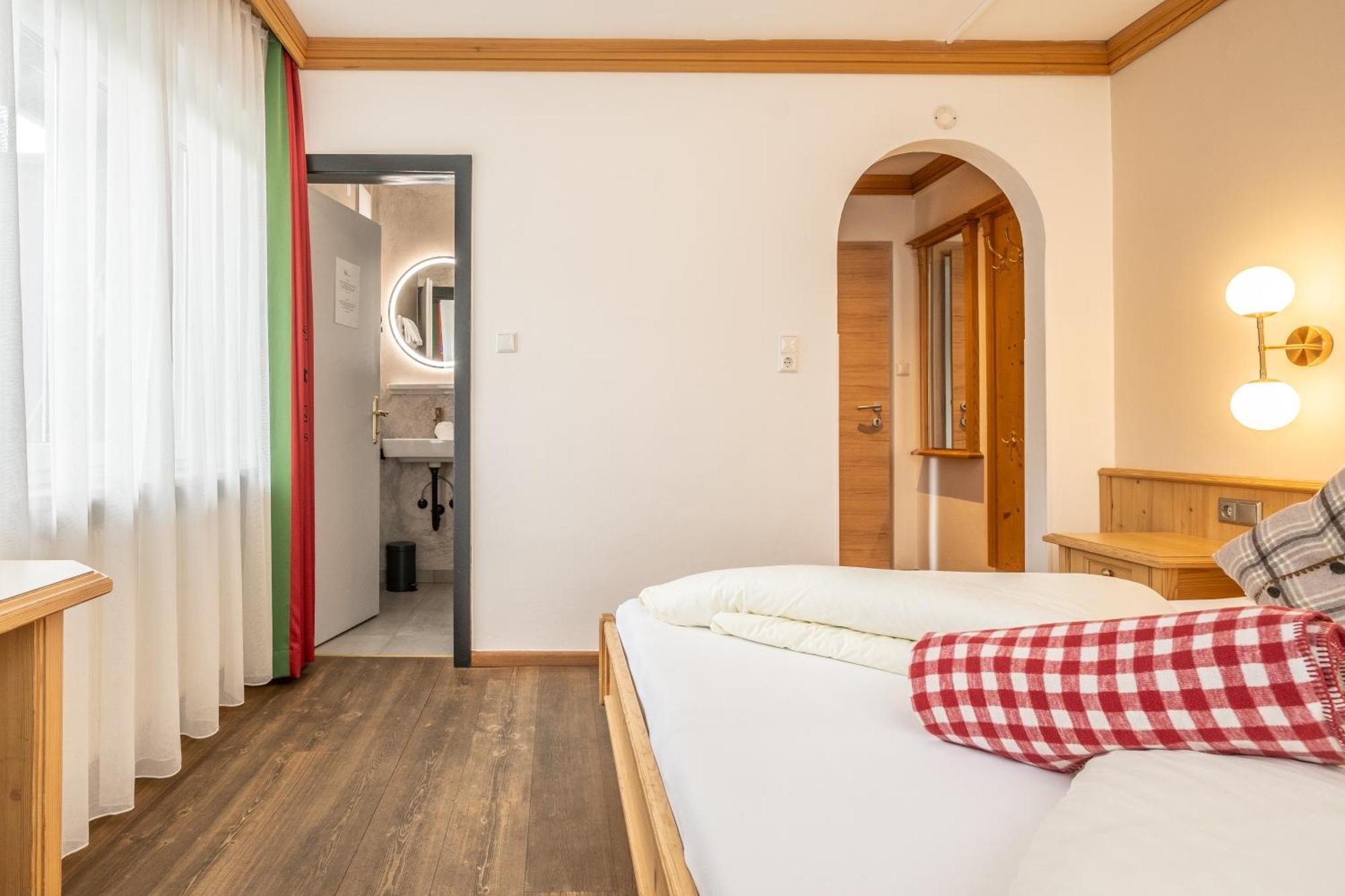 Mara'S Little Boutique Sleepover - Budget Holiday Home Kaprun Extérieur photo