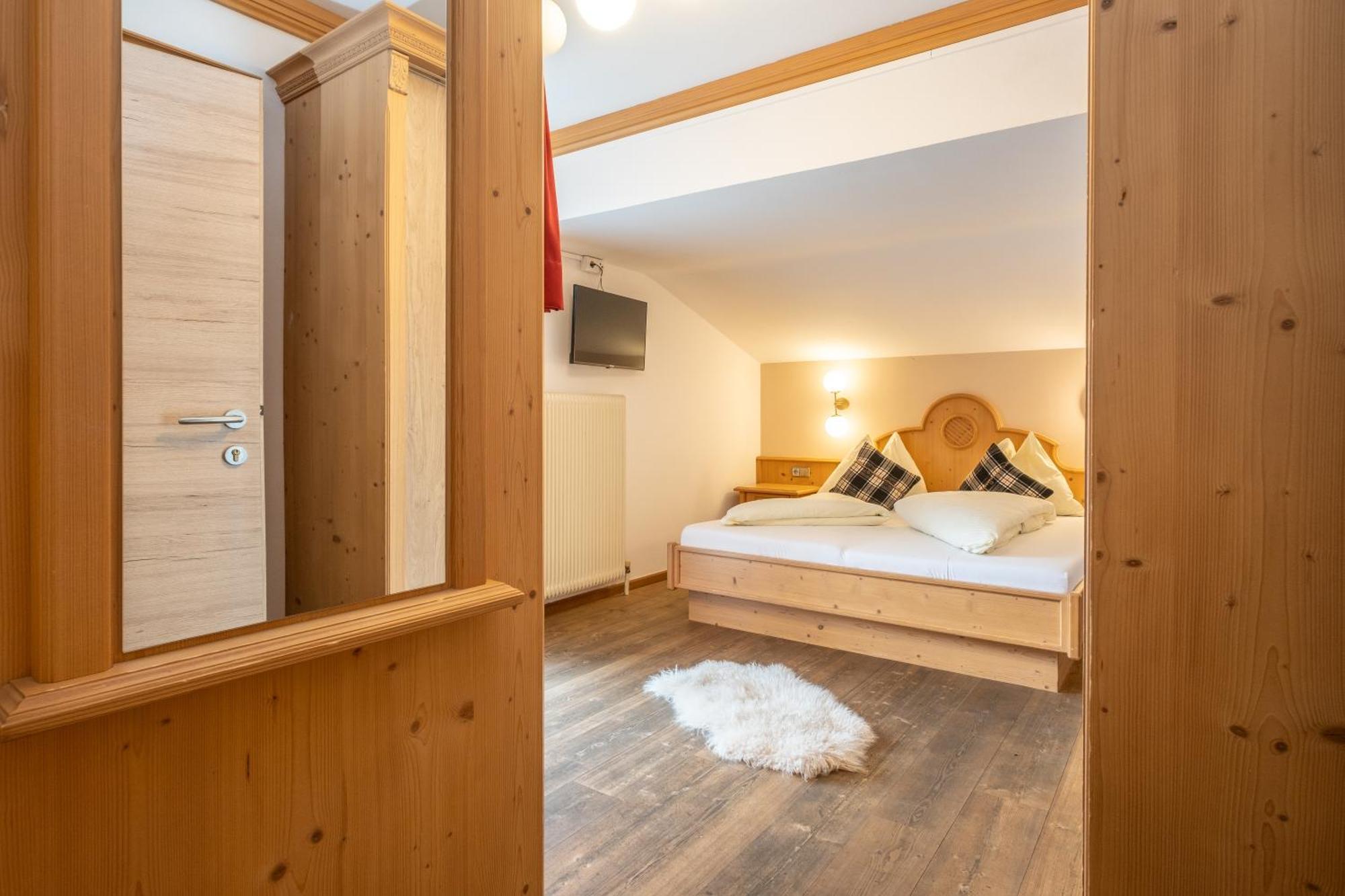 Mara'S Little Boutique Sleepover - Budget Holiday Home Kaprun Extérieur photo